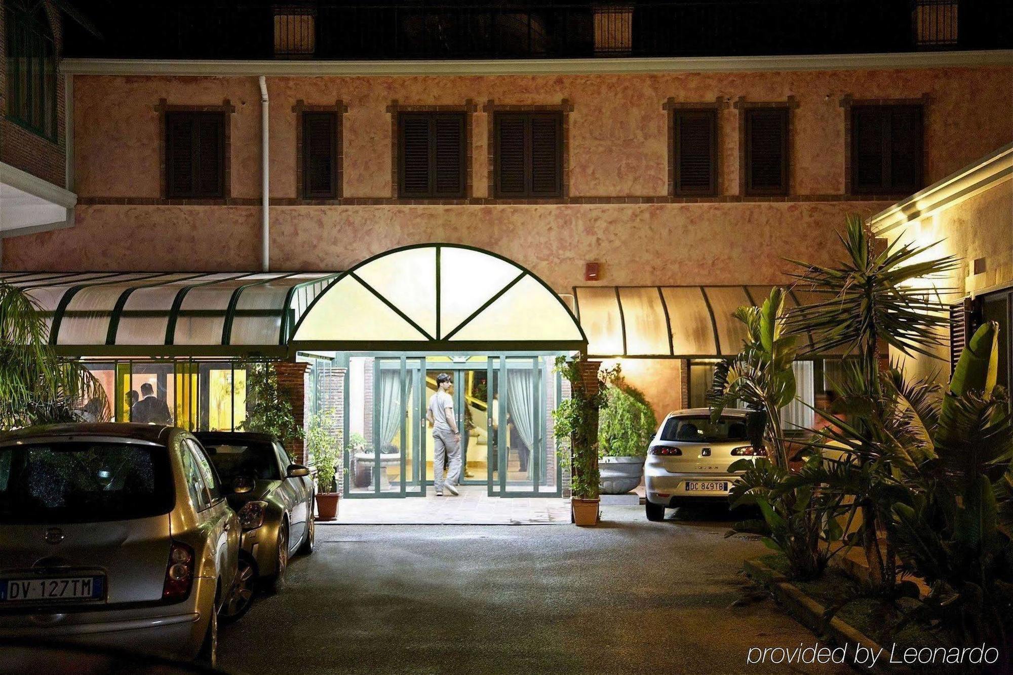 Valle Degli Ulivi Hotel Motta SantʼAnastasia Exterior foto